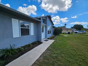367 NW Placid Ave in Port St. Lucie, FL - Building Photo - Building Photo