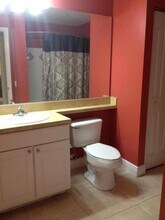 9845 Baywinds Blvd in West Palm Beach, FL - Building Photo - Building Photo