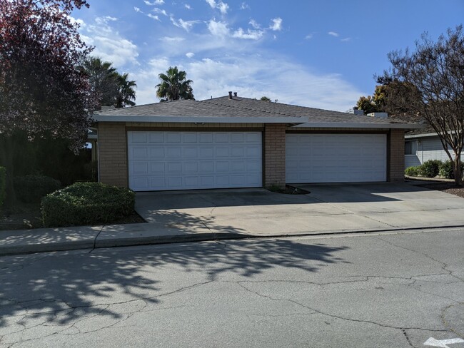 property at 224 Snowhaven Ct