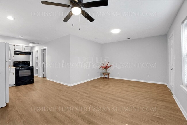 645 Dr W. J. Hodge St in Louisville, KY - Building Photo - Building Photo