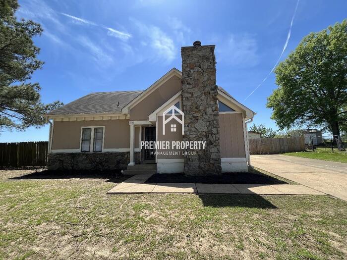 3525 Chevron Cove in Memphis, TN - Building Photo