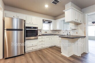 3053 SW 64th Terrace in Oklahoma City, OK - Building Photo - Building Photo