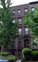 204 Park Pl Apartments