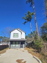 9792 Black Gum in Willis, TX - Building Photo - Building Photo
