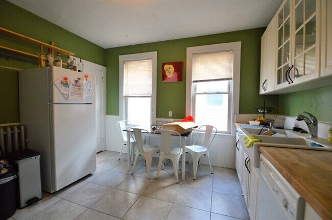 127 Browne St, Unit 3