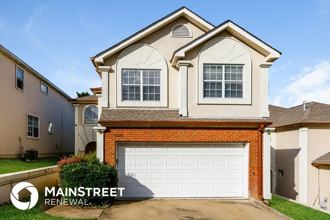 property at 1220 Riverford Dr