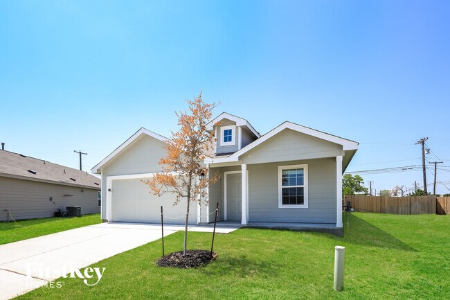 1923 Morse Way in San Antonio, TX - Building Photo - Building Photo