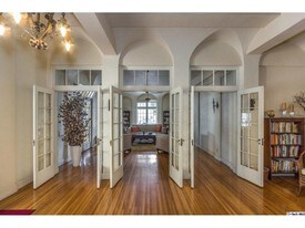85 Madison N Ave, Unit 34 in Pasadena, CA - Building Photo