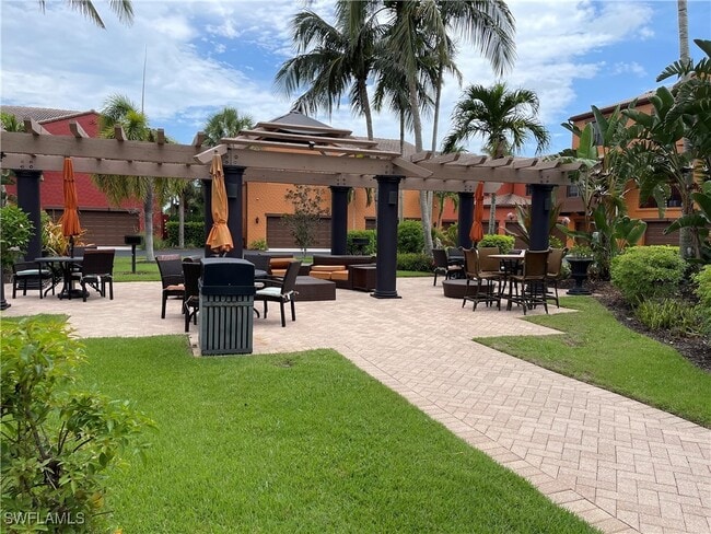 9081 Albion Ln S in Naples, FL - Building Photo - Building Photo