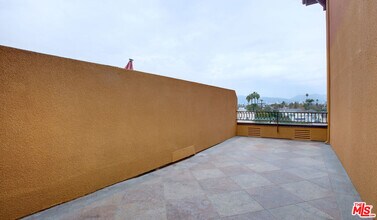 340 Hauser Blvd-Unit -5-411 in Los Angeles, CA - Building Photo - Building Photo