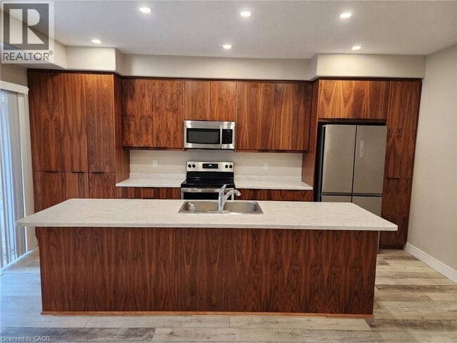 291 Falcon Dr in Woodstock, ON - Building Photo - Building Photo