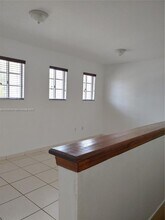 7510 NW 175th St in Hialeah, FL - Building Photo - Building Photo