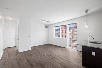 1200 Washington Ave in Philadelphia, PA - Foto de edificio - Building Photo