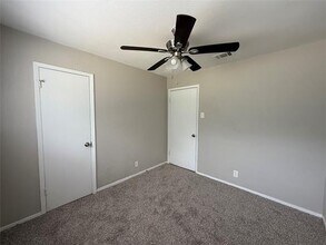 822 Curtis Dr in Garland, TX - Building Photo - Building Photo