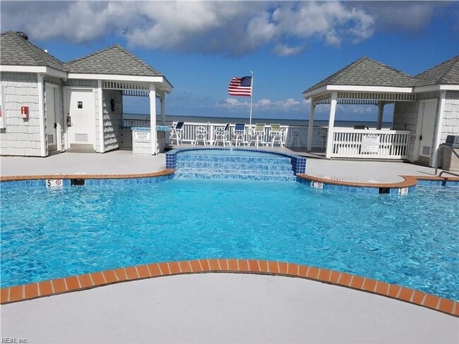 2312 Beach Haven Dr in Virginia Beach, VA - Foto de edificio - Building Photo