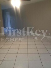 6129 Moonbeam Dr in Greenacres, FL - Building Photo - Building Photo