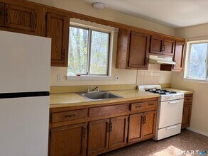 53 1/2 Glenwood Ave in Norwalk, CT - Building Photo - Building Photo