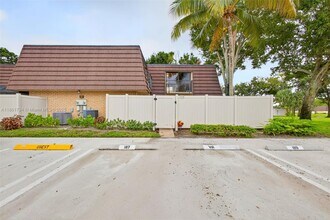 7228 72nd Way in West Palm Beach, FL - Building Photo - Building Photo