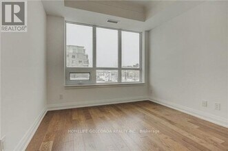 15-315 Stollery Pond Cres in Markham, ON - Building Photo - Building Photo