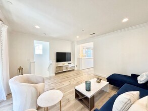 3640 Islander Walk in Oxnard, CA - Building Photo - Building Photo