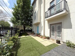 2422 Ralph St in Houston, TX - Building Photo - Building Photo
