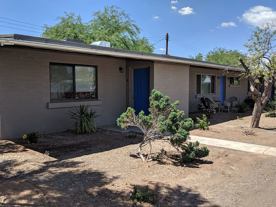 3727 E Glenn St in Tucson, AZ - Building Photo