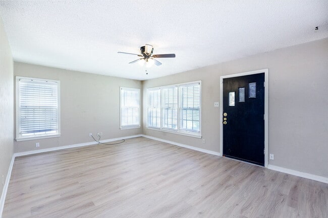 3405 28th St in Lubbock, TX - Building Photo - Building Photo