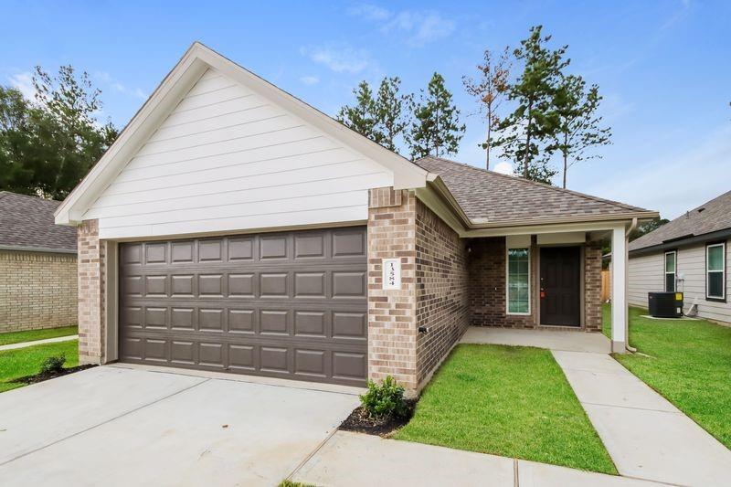13584 White Ibis St in Splendora, TX - Building Photo