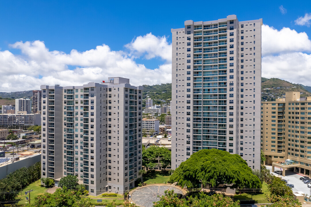 1450 Young St in Honolulu, HI - Building Photo