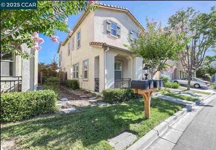 112 Center Ct in Danville, CA - Building Photo - Building Photo