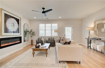 1921 Cassia Aly in Kennesaw, GA - Building Photo - Building Photo