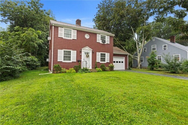 7 Beach St