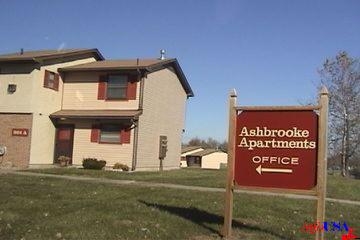 Ashbrooke Apartments in Lee's Summit, MO - Building Photo