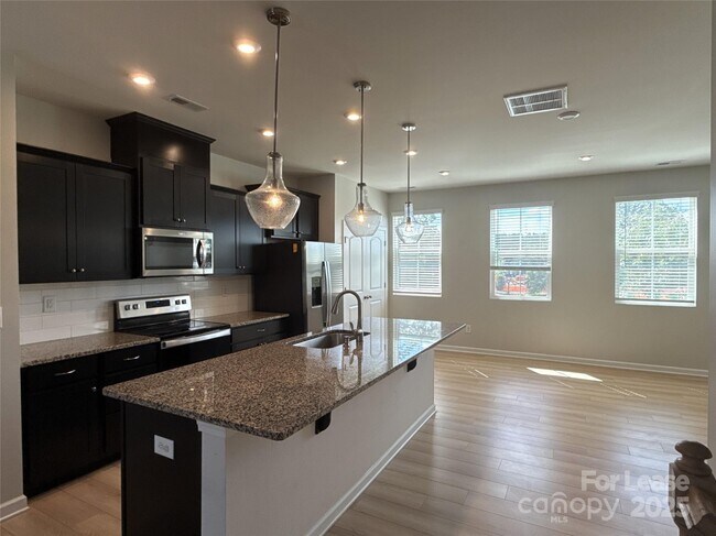 1110 Keydet Dr in Charlotte, NC - Building Photo - Building Photo