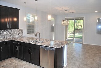 5478 Bristol Grove Ln in Las Vegas, NV - Building Photo - Building Photo