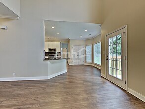 830 Tully Rd in Knoxville, TN - Building Photo - Building Photo