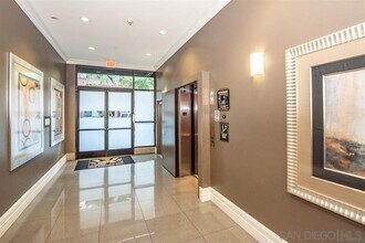 525 11th Ave in San Diego, CA - Building Photo - Building Photo