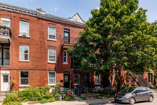 989 Sainte-Marguerite Rue in Montréal, QC - Building Photo