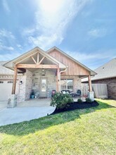 3919 NE Realtree Dr in Lawton, OK - Foto de edificio - Building Photo