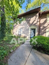 1331 Francis Station Dr in Knoxville, TN - Building Photo - Building Photo