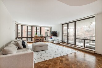 3577 Atwater Ave in Montréal, QC - Building Photo - Building Photo