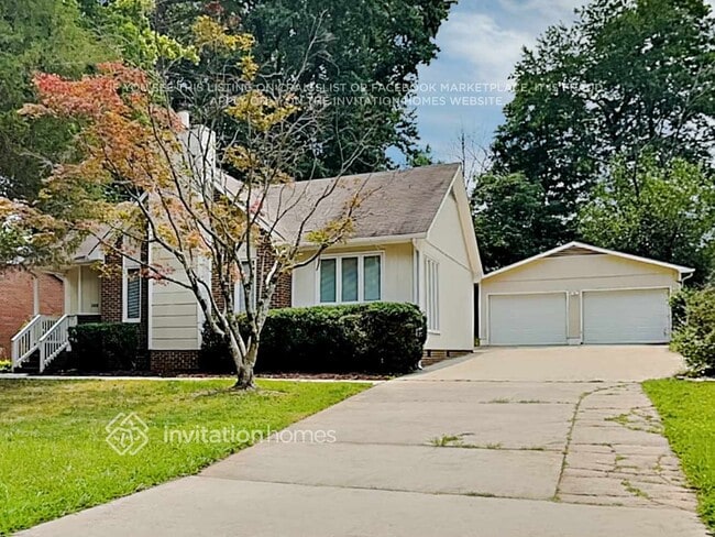 property at 1108 Oakview Rd