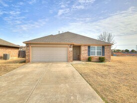 1512 Eagle Dr in Moore, OK - Building Photo