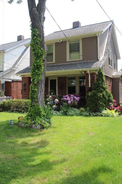 1004 Winterton St in Pittsburgh, PA - Building Photo