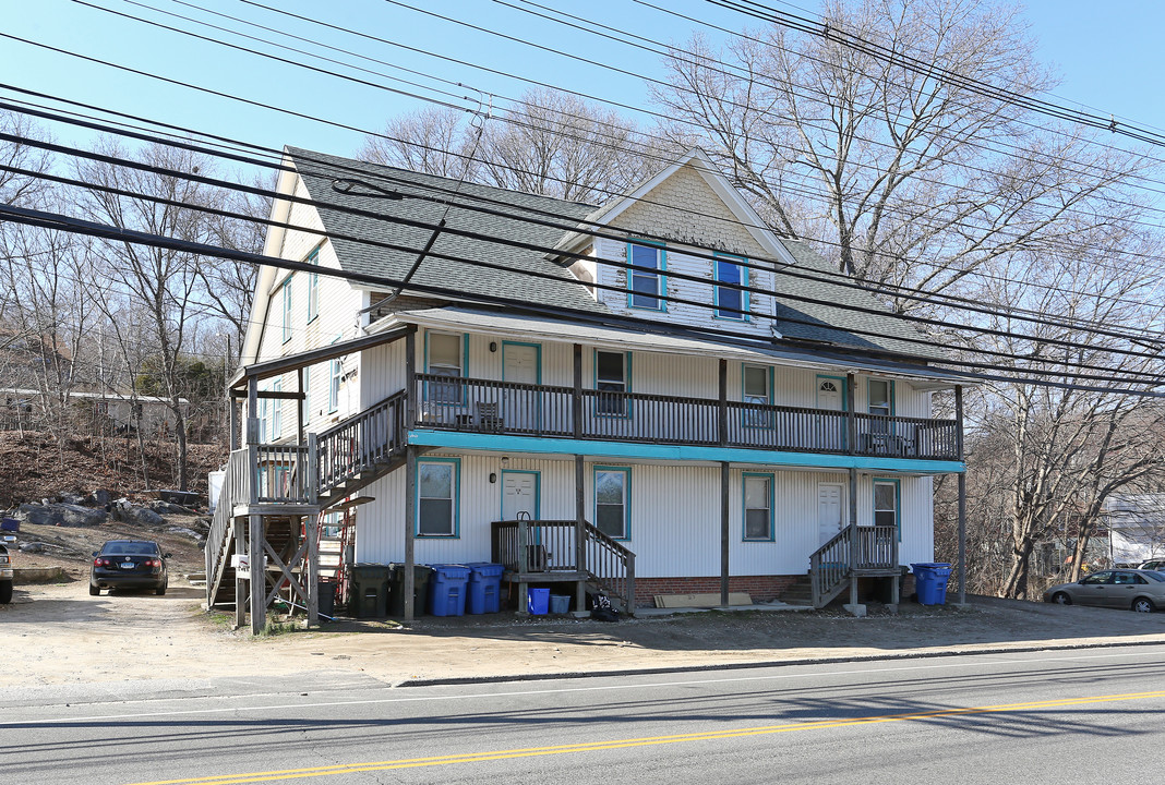 118 Norwich Ave in Norwich, CT - Building Photo