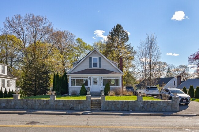 126 Haverhill St in Methuen, MA - Foto de edificio - Building Photo