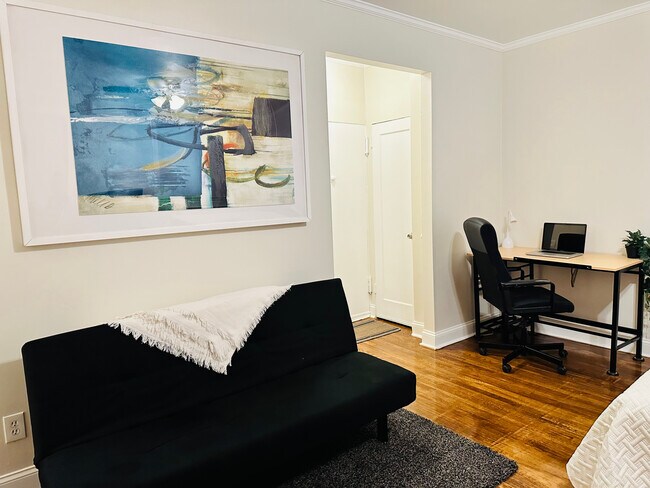 1700 Kennedy Blvd, Unit 11 in Union City, NJ - Foto de edificio - Building Photo