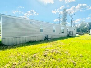 207 Juniper Rd in Sulphur, LA - Building Photo - Building Photo