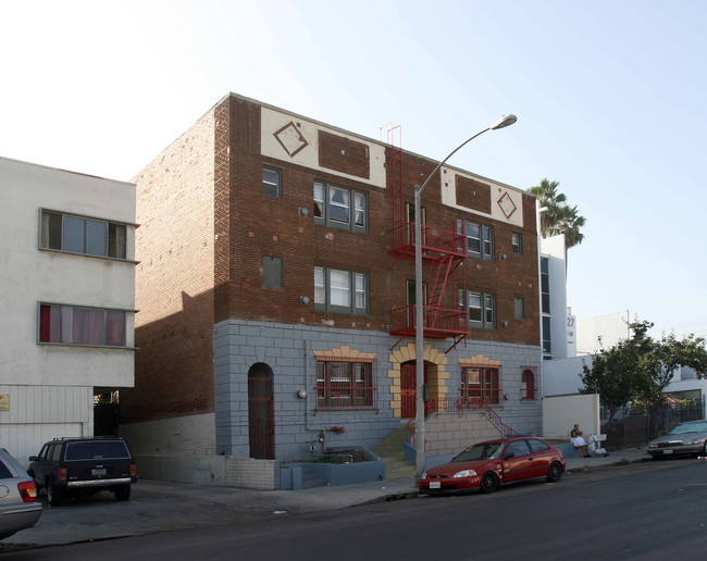 Harris Apartments in Los Angeles, CA - Building Photo - Building Photo