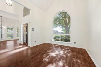 7517 Waterwood Dr in Rowlett, TX - Building Photo - Building Photo